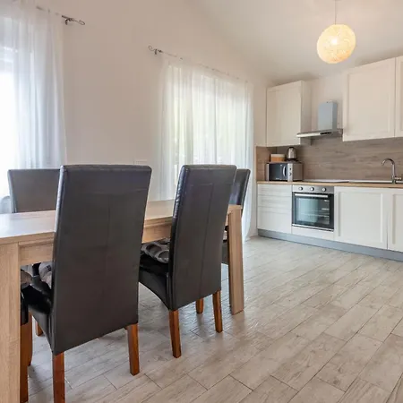 Nora, A Private With Pool Minutes From The Holiday home *