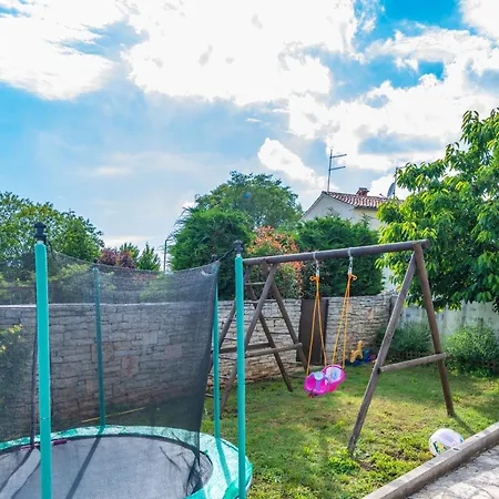 Vakantiehuis Nora, A Private With Pool Minutes From The *